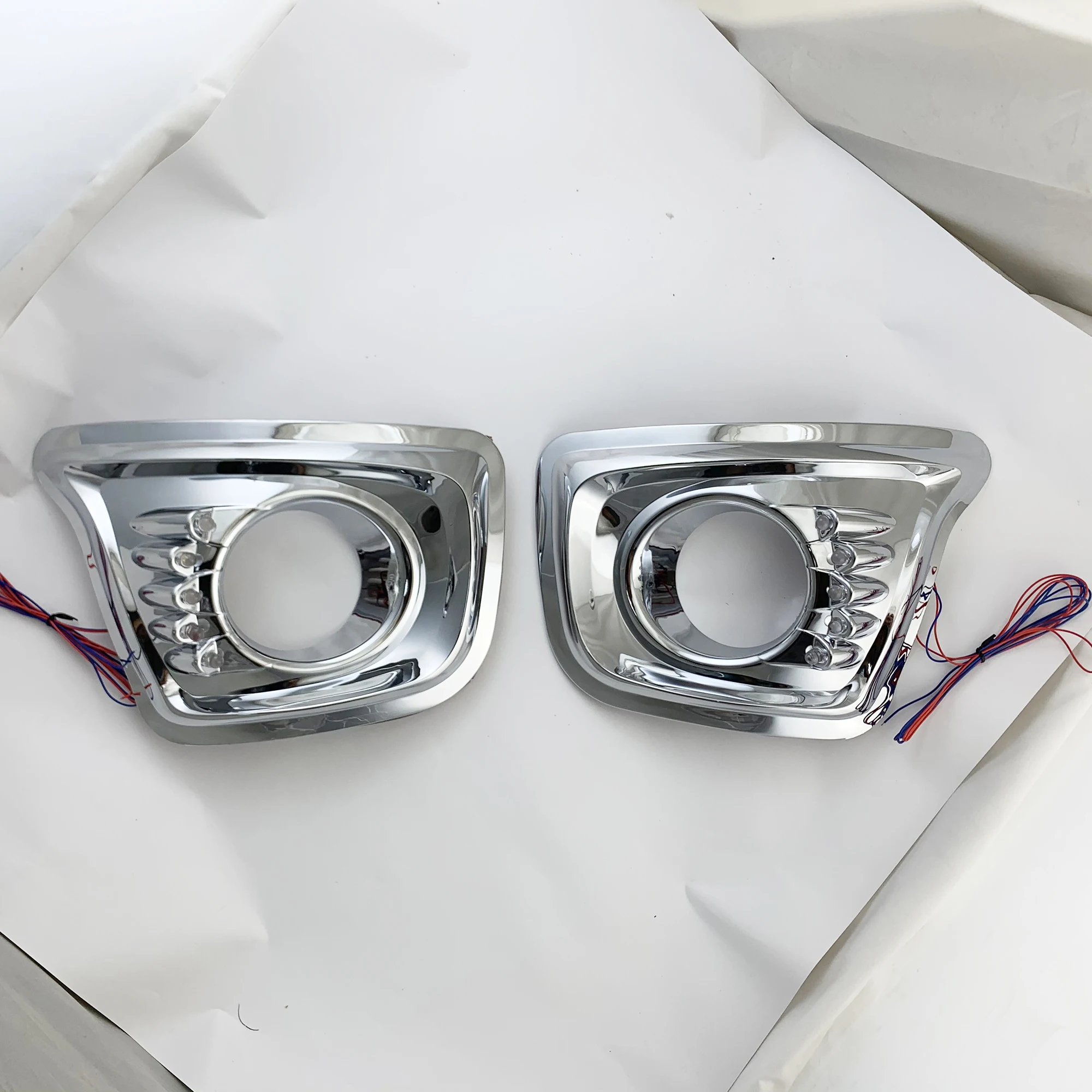 2pc New Car ABS Chrome Accessories Plated Front Fog Lamp Cover With LED Trim For Toyota Hliux Vigo SW4 2008 2009 2010 2011