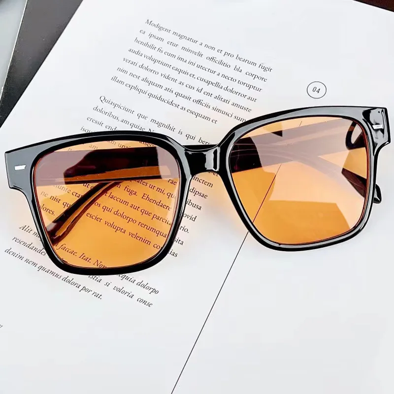 Fashion Yellow Oversized Square Sunglasses Women 2022 High Quality Rivets Decor Frame Rectangle Sun Glasses 90s Men Shades UV400