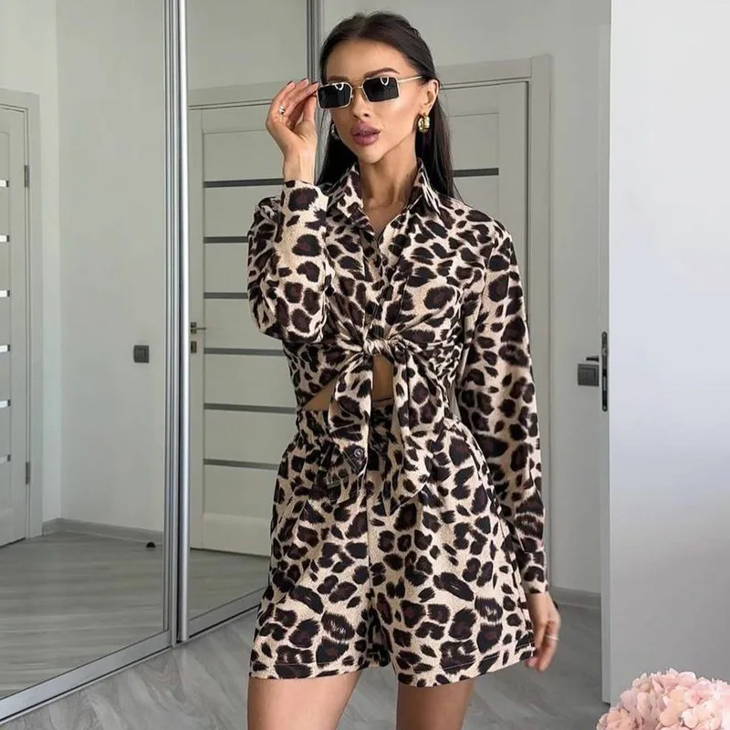 Summer Set Women's Leopard Print Long-sleeved Cardigan Top Shorts Women's Temperament Commuting Two-piece Set