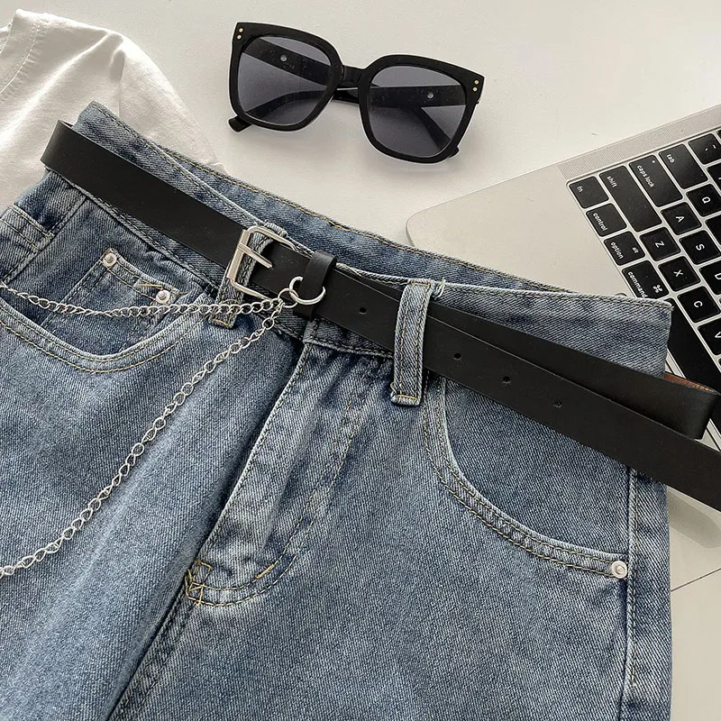 Women's High Waist Denim Shorts With Chain Belt Summer Thin 2023 New Hole Raw Edge Jeans Casual All-Matched Wide Leg Shorts