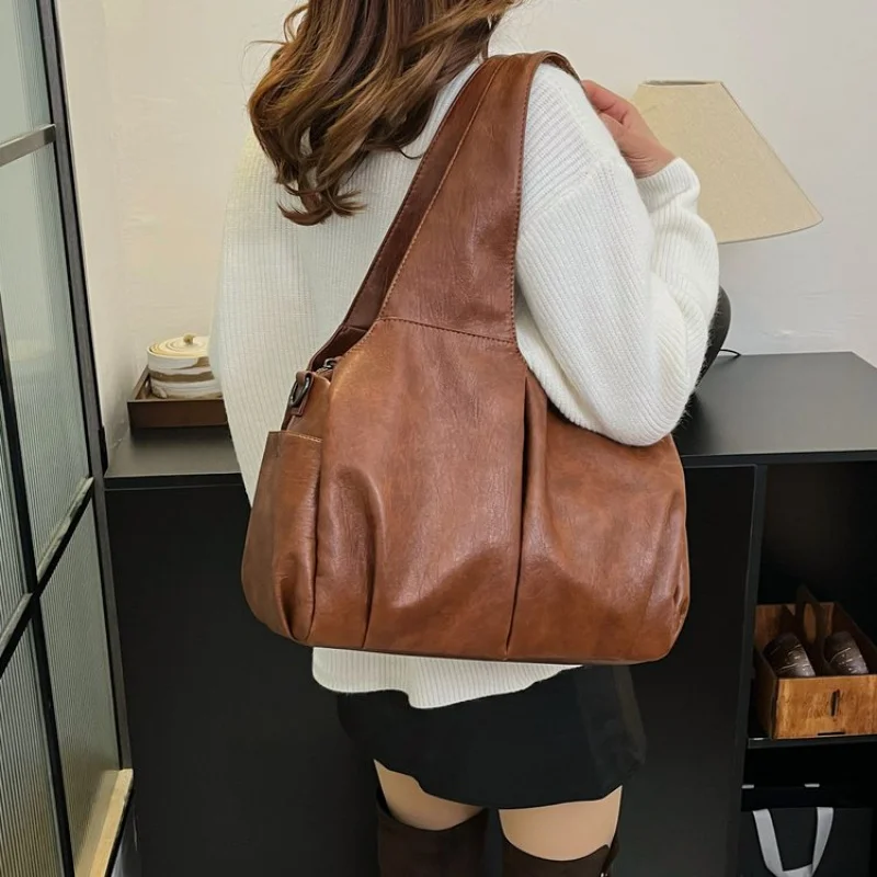 

Minimalist Unique Stylish Crossbody Bag For Women Casual Leisure Business With Solid Color Vintage Design