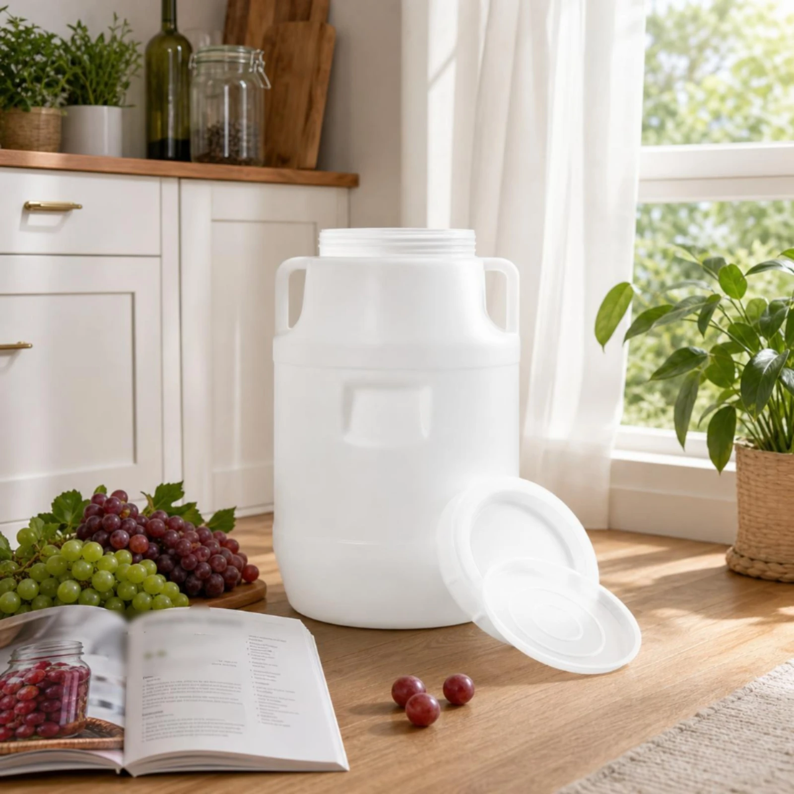 Fermentation Barrel with Lid Versatile Food-Safe Storage Drum Food-Safe Water Pail Multi-Purpose Plastic Storage Drum
