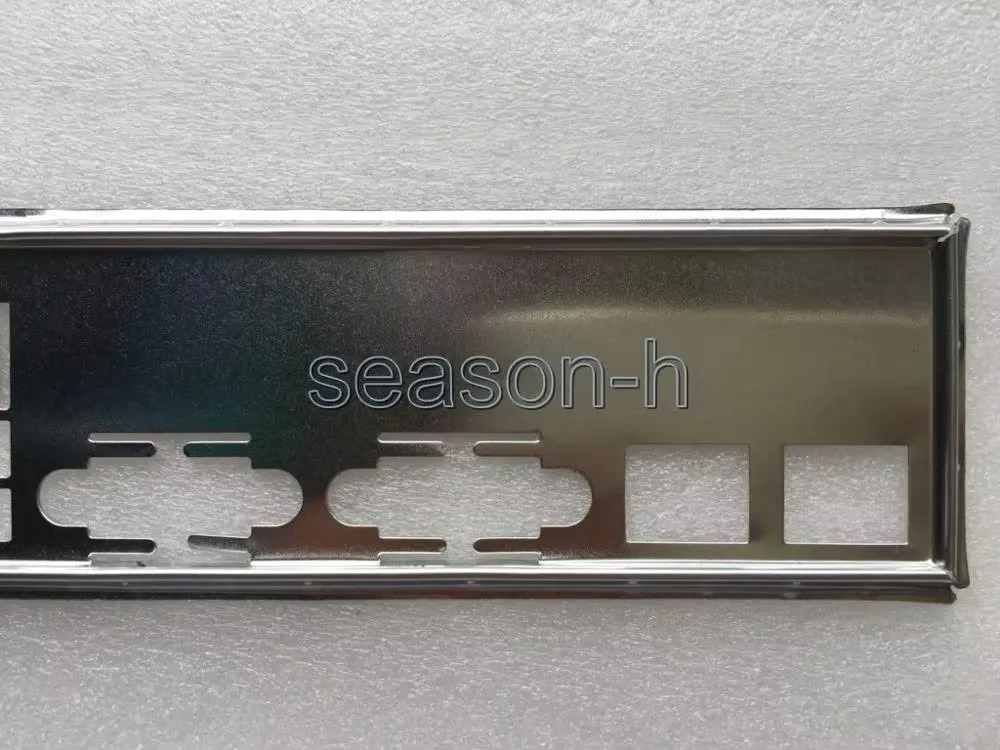 

standard IO SHIELD FOR KGPE D16,Z8NA-D6 , Z8NA-D6 C , KCMA D8 ,Z8PE D12