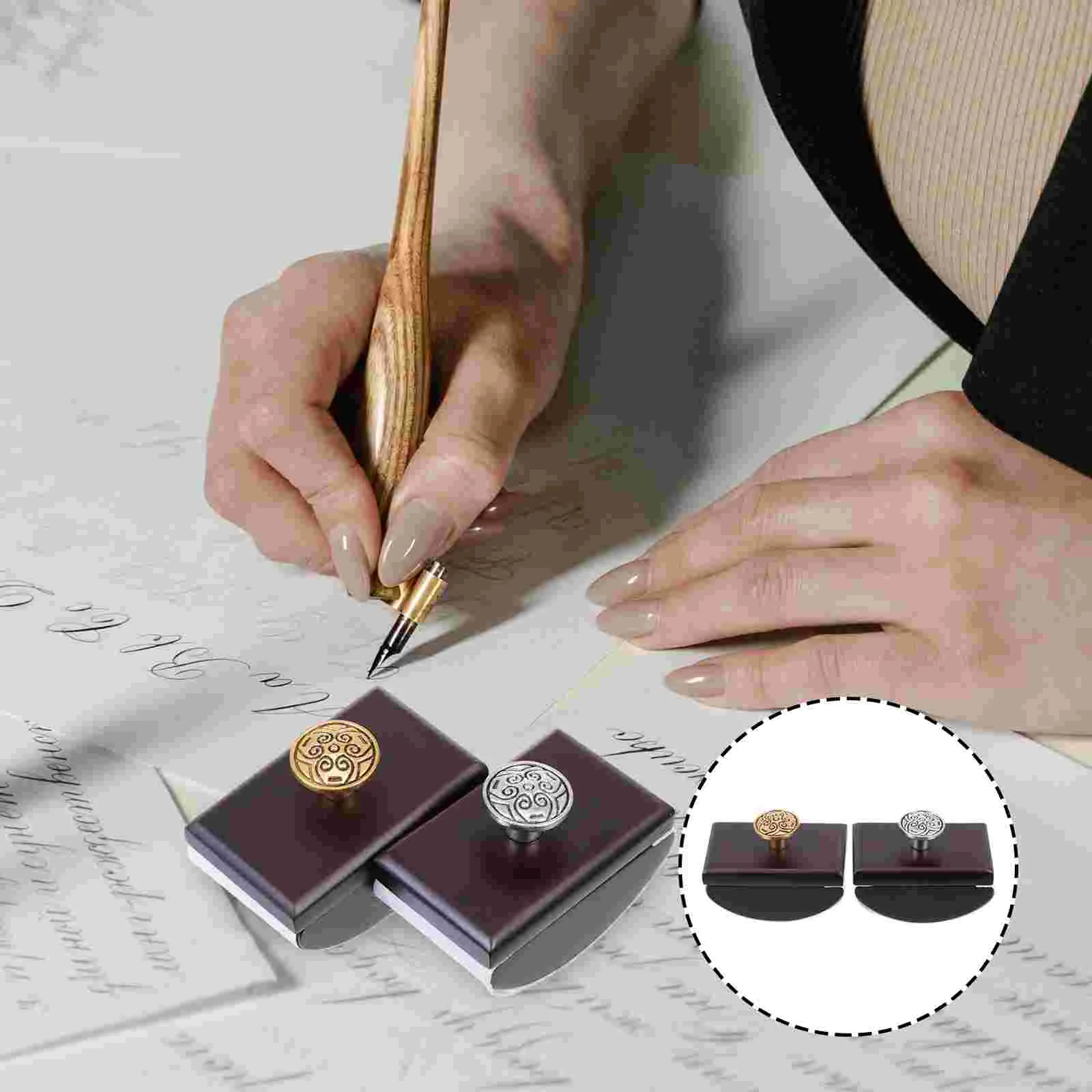

2 Pcs Ink Absorption Rocker Blotter for Pen Writing Portable Wooden Stamp Set Blotting Paper Napkins Quick Dry Tool