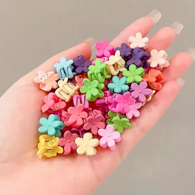 50pcs Minimalist Solid Hair Claw Mini Cute Banana Clip Cartoon Headwear Non Slip Hair Styling Accessories