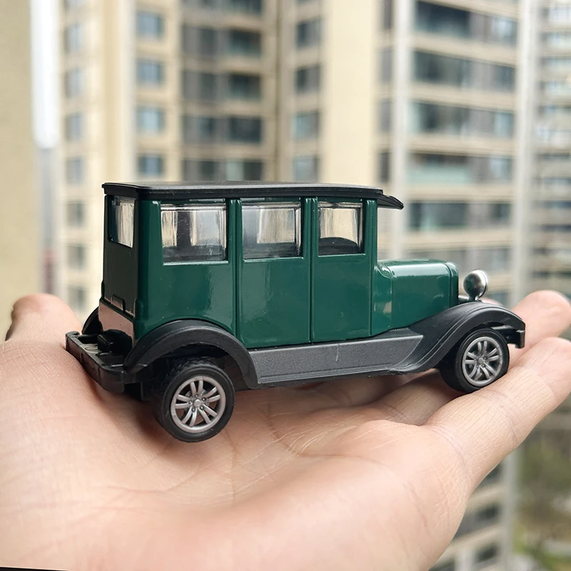 

1:43 Alloy Vintage Car Model Diecast Car Ford A 1930 Model Car Classic Pull Back Car Model Miniature Vehicle Replica Gift
