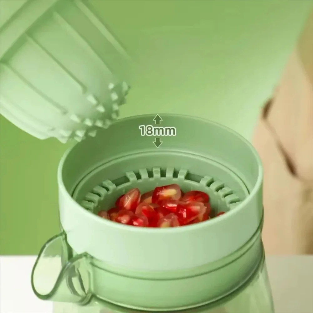 Picture 6: Kitchen Gadget Hand Press Pomegranate Juicer with Filter Labor-saving Manual Juicer Cup Food Grade Plastic Lemon Juicer Home