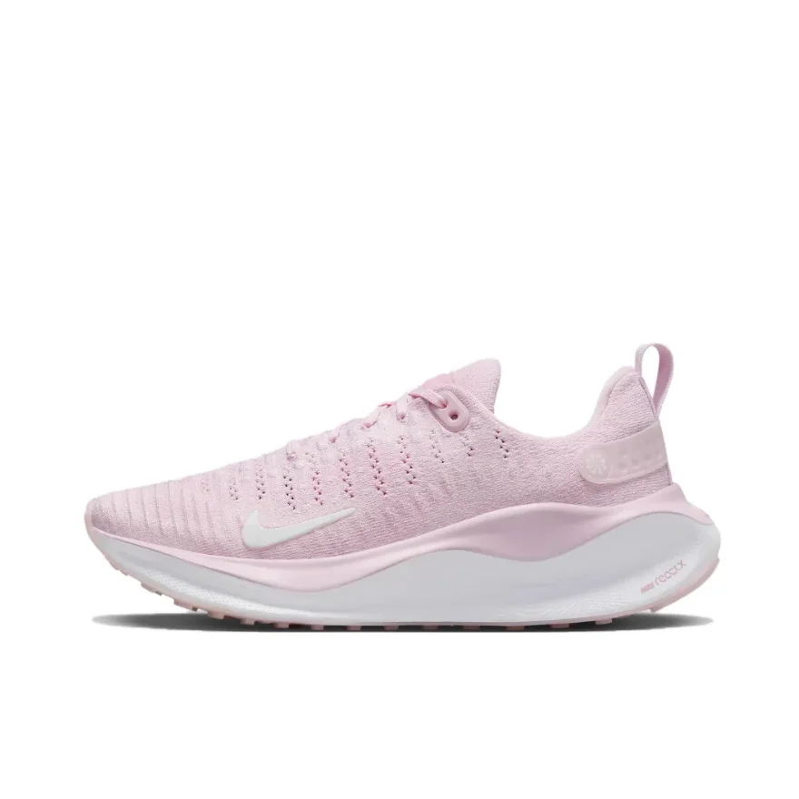 حذاء Nike Pink Reactx Infinity 4 مريح وخفيف الوزن ومريح ومتعدد الاستخدامات ومنخفض الرقبة وغير قابل للانزلاق