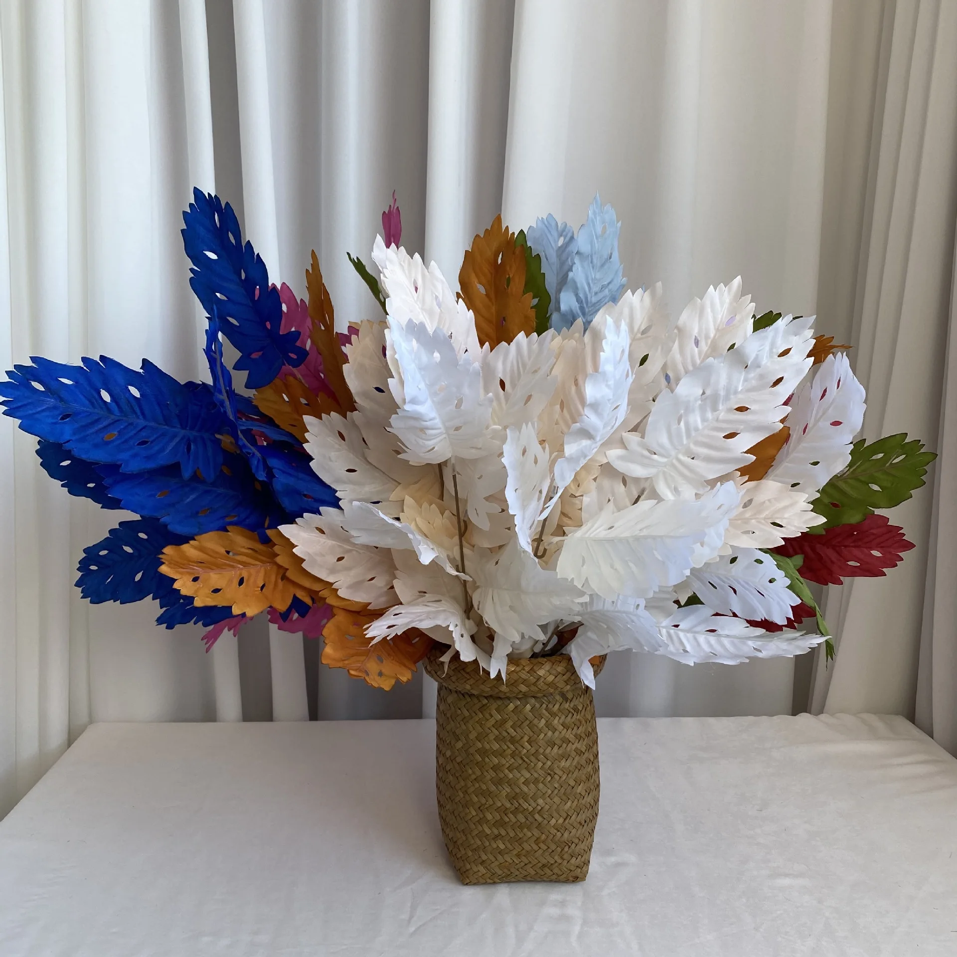 Artificial Plants Silk Leaves Blue Wedding Decoration Flower Arrangement Bouquet INS Popular Colorful Fake Plant Leaf Home Decor