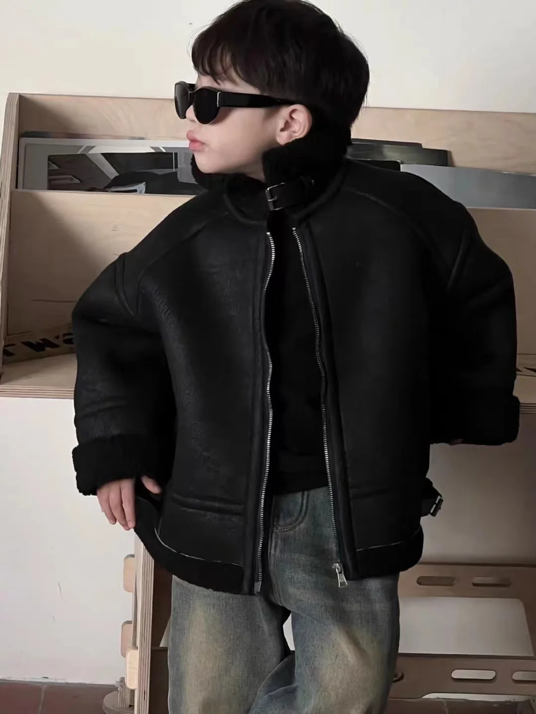 2023 Winter Boys and Girls\' Cool Handsome Standing Neck Motorcycle Jacket with Thickened Suede Lamb Fleece Coat for Children