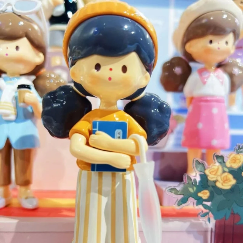 

Новое горячее оригинальное пятно Molinta V9 City Walk Series слепая коробка Mystery Box Модная игрушка Фигурка Модель Настольный орнамент Подарок на день рождения Игрушка