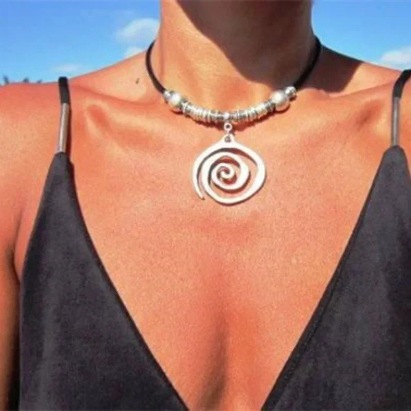 Bohemian Style Exaggerated Metal Swirl Pendant Necklace Women Vintage Hand-woven Rope CCB Beaded Beach Vacation Party Jewelry