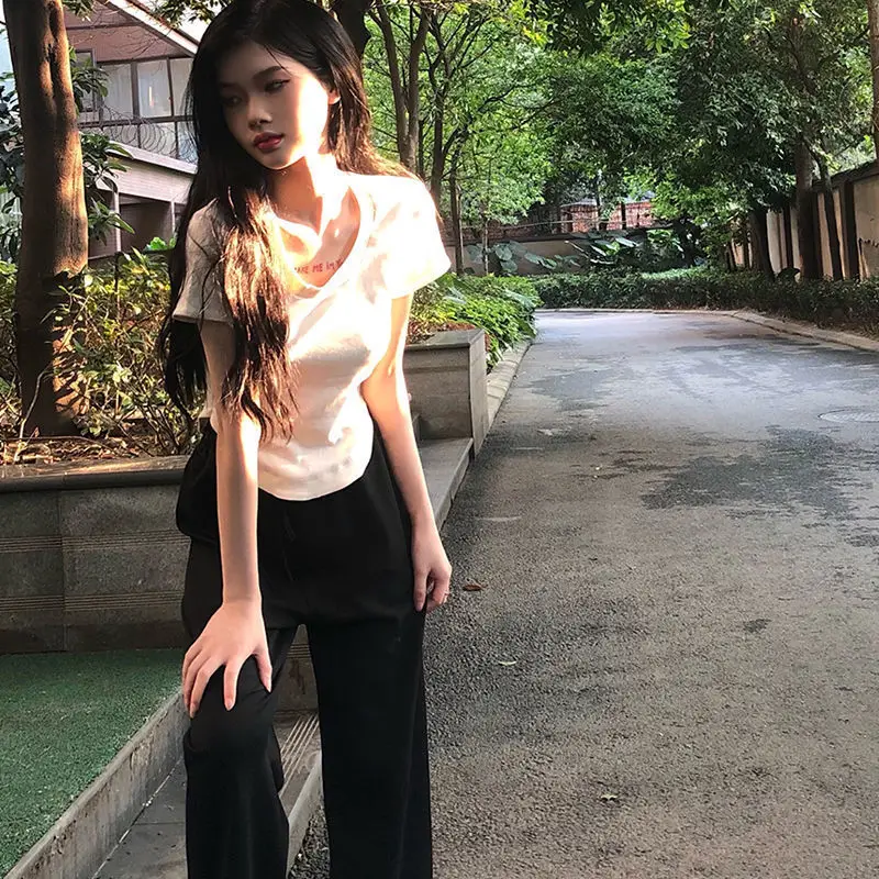 

Футболки с коротким рукавом, женские однотонные укороченные топы, тонкие, базовые, сексуальные, простые, летние, новые, в корейском стиле, крутые, популярные, элегантные, уличные, Ins