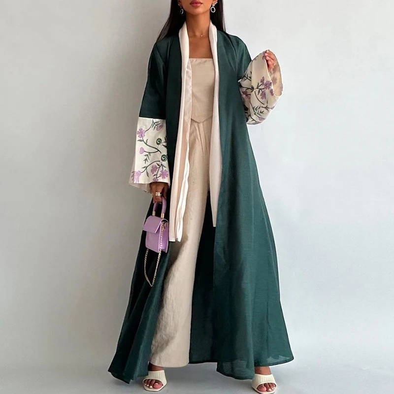 

Ethnic Style Contrast Color Loose Long Robes Women Vintage Floral Printed Long Sleeve Overcoats Elegant Ladies Autumn Outwears