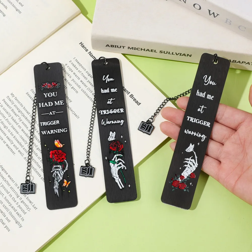 Marque-page romantique foncé épicé, marque-page de lecture en acier inoxydable, papeterie d'étude pour étudiants, pendentif de livre, cadeau de saint-valentin pour femmes