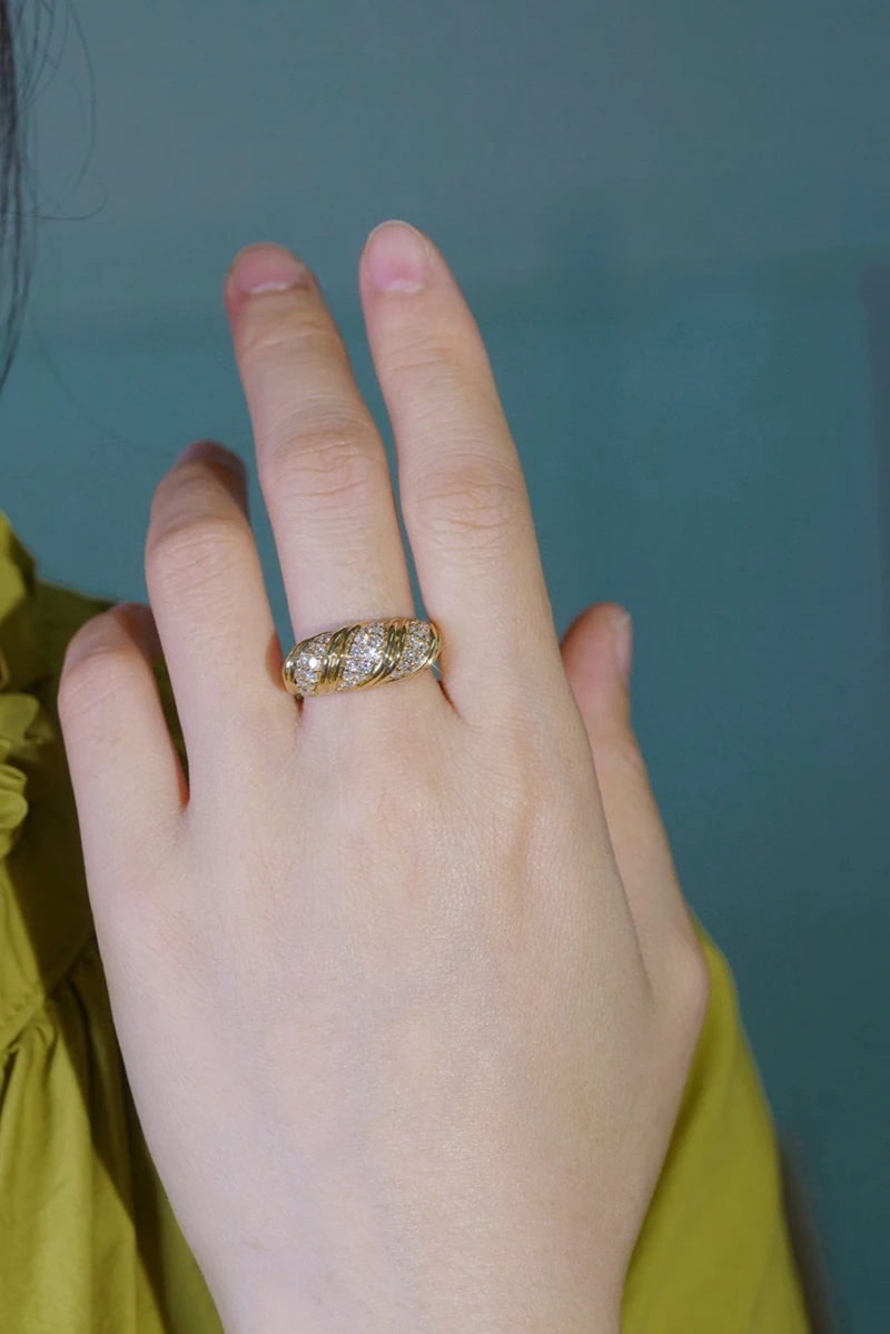 KUGG 100% 18K Yellow Gold Rings Fashion Croissant Shape 0.80carat Real Natural Diamond Engagement Ring for Women Party Jewelry