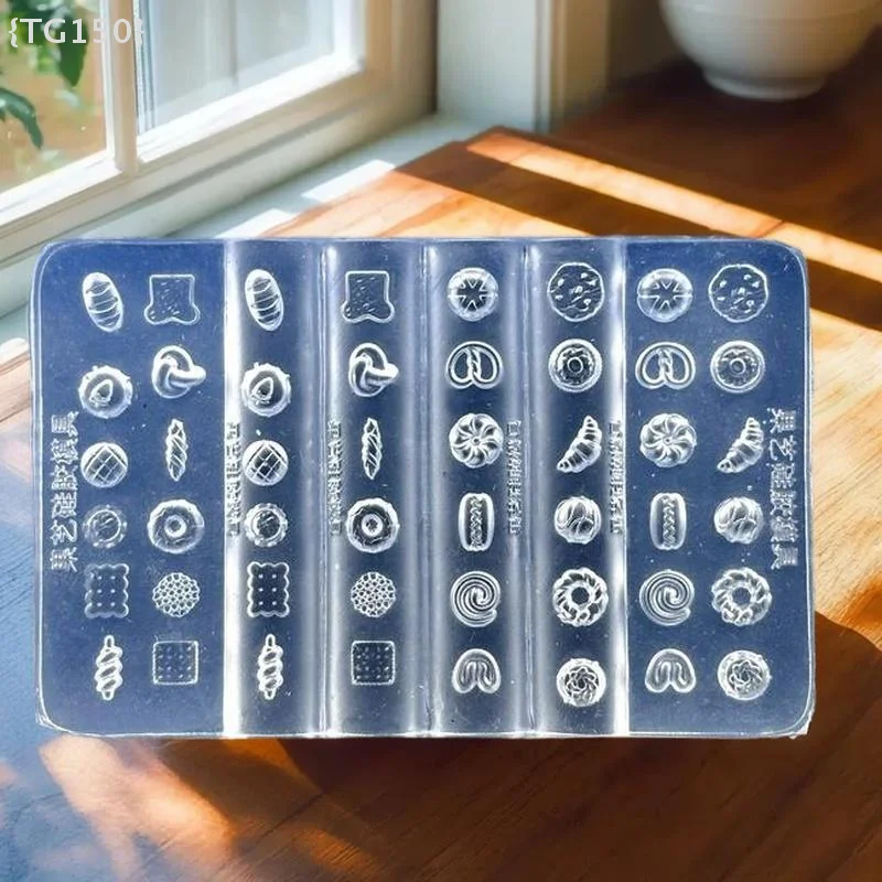 【Ja】Mini Dessert Silicone Nail Art Mold - Croissant, Toast and Biscuit Baking Tools for DIY Nail Art Templates
