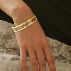 Delicate and elegant style with rhinestone openwork design fashion bracelet suitable for daily party wear and gifts unisex style