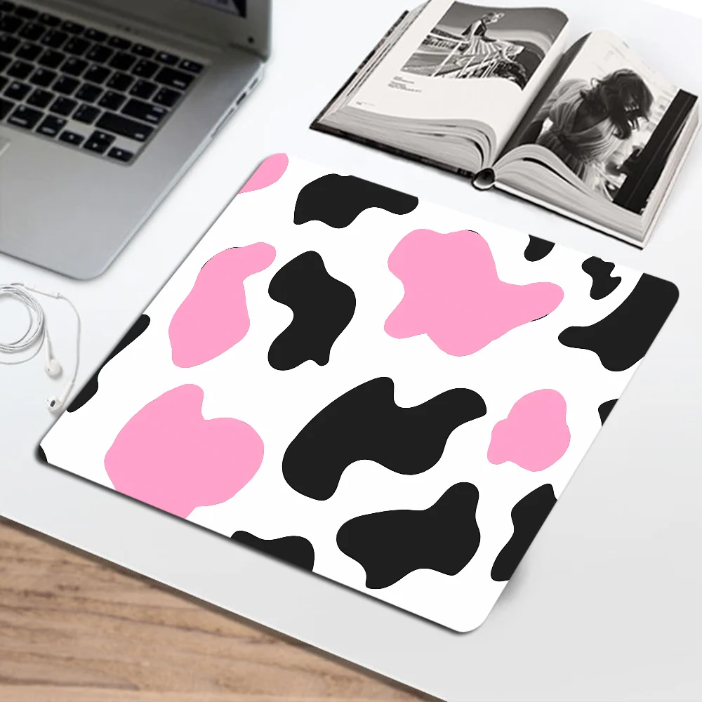 White Black Cow Symbol Print Mousepad Anti-Slip Gaming Mouse Pad Gamer Desk Mat Keyboard Pad Decoration Mause Pad Office Desk