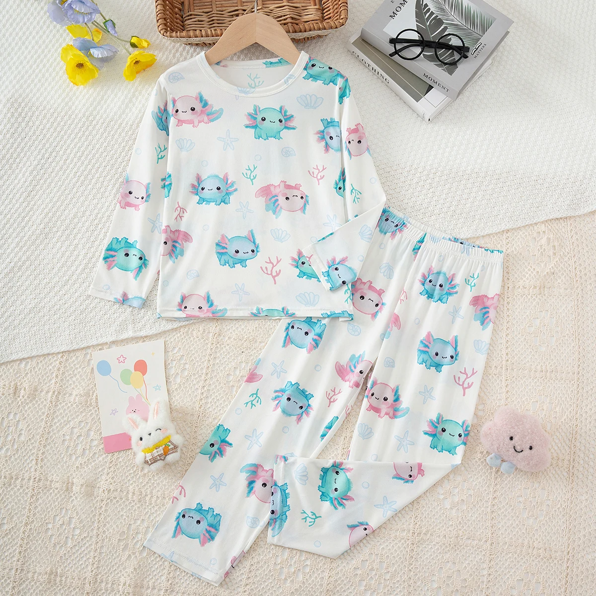 2-teiliges Herbst-Set für Kinder, bestehend aus einer langärmligen Hose mit niedlichem Cartoon-Motiv, für Jungen und Mädchen, bequem und vielseitig einsetzbar als Freizeitkleidung für zu Hause. – Detail 4