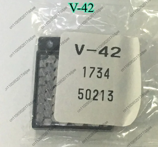 V42 new sensor reflector v-42 is suitable for industrial automation, testing and other occasions