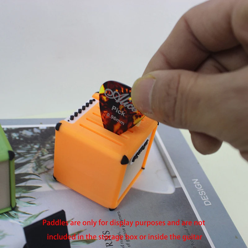 1 комплект, 1/12, миниатюрная гитара для кукольного домика с медиаторами и коробкой для хранения, модель музыкального инструмента для сцены, аксессуары для декора кукольного дома