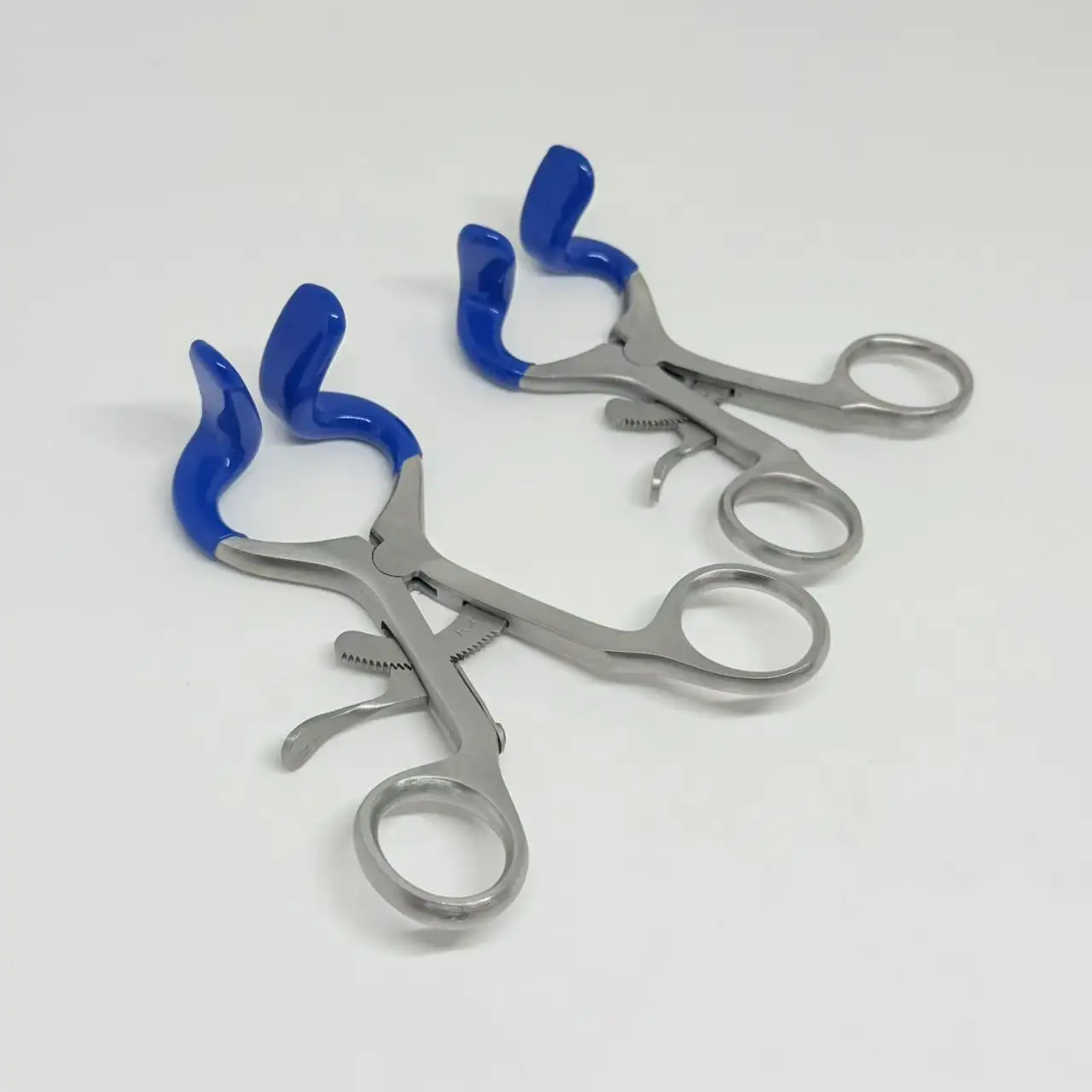 DENILK Dentistry Metal Cheek Lip Retractor Stainless Steel Mouth Opener Cheek Expander Orthodontic Dentist Tools Oral Exam Instr