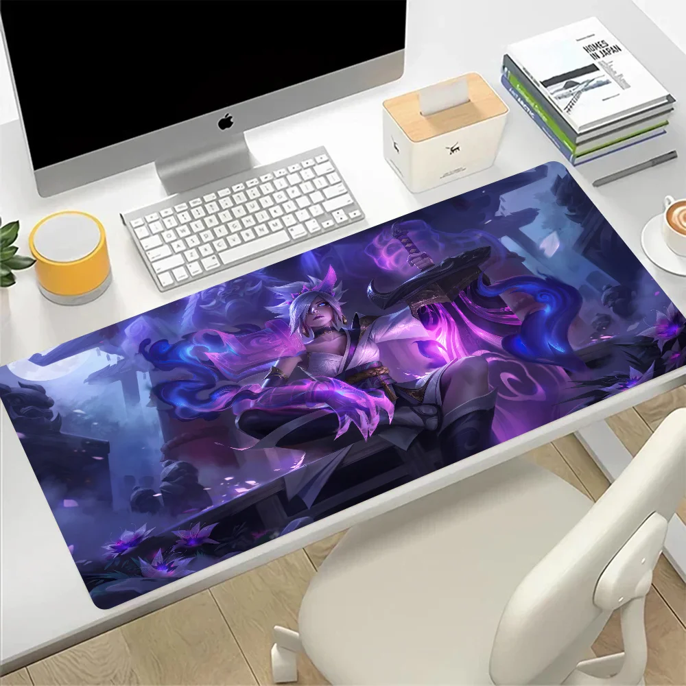 League of Legends Riven Large Mouse Pad Gaming Mousepad PC Gamer Computer Office Mouse Mat Keyboard Mat Desk Pad Laptop Mausepad