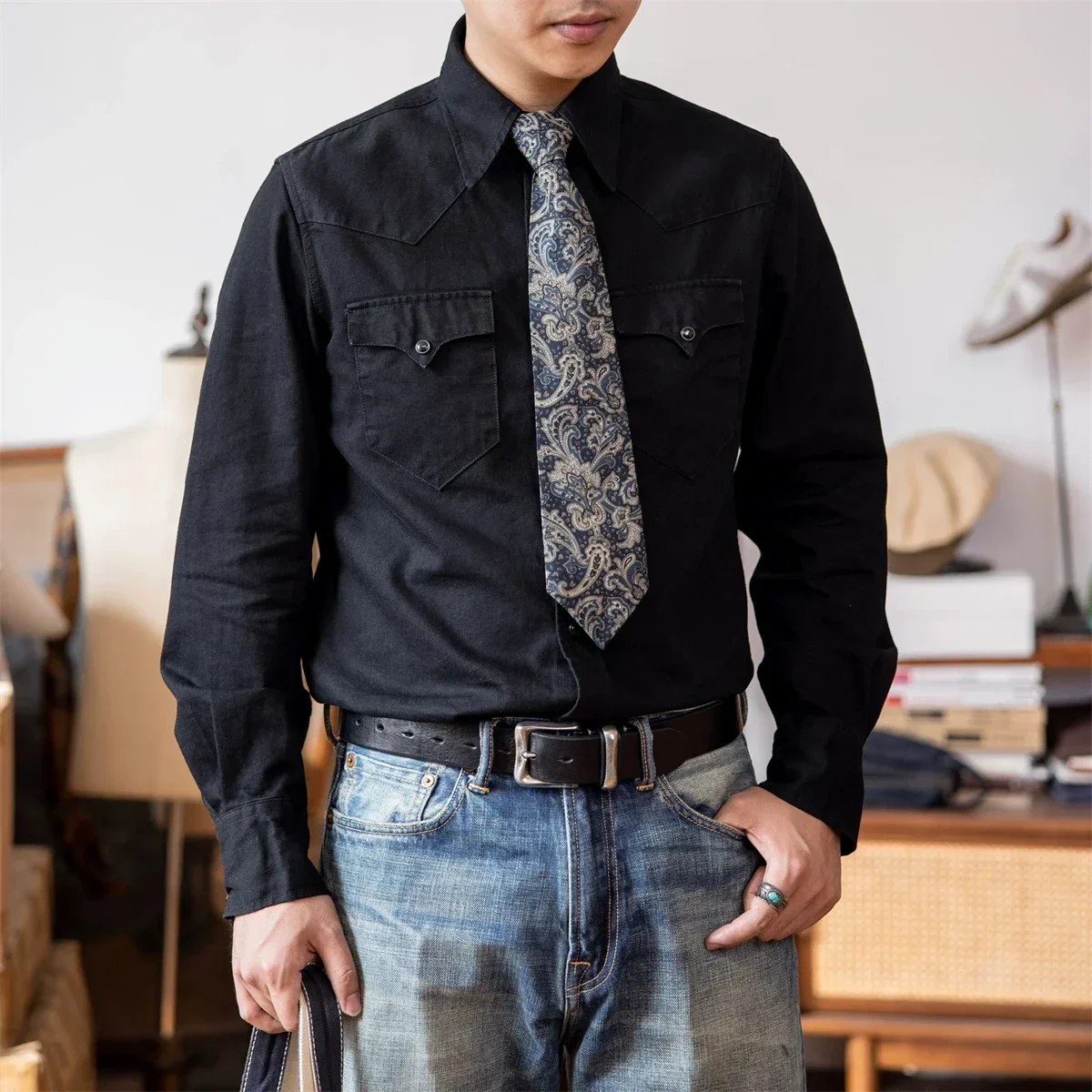 

Red Tornado Classic Western Shirt Men Vintage Pointed Collar Claw Buckle Rancher Work Wear Shirt Slim Fit Black ST-0068