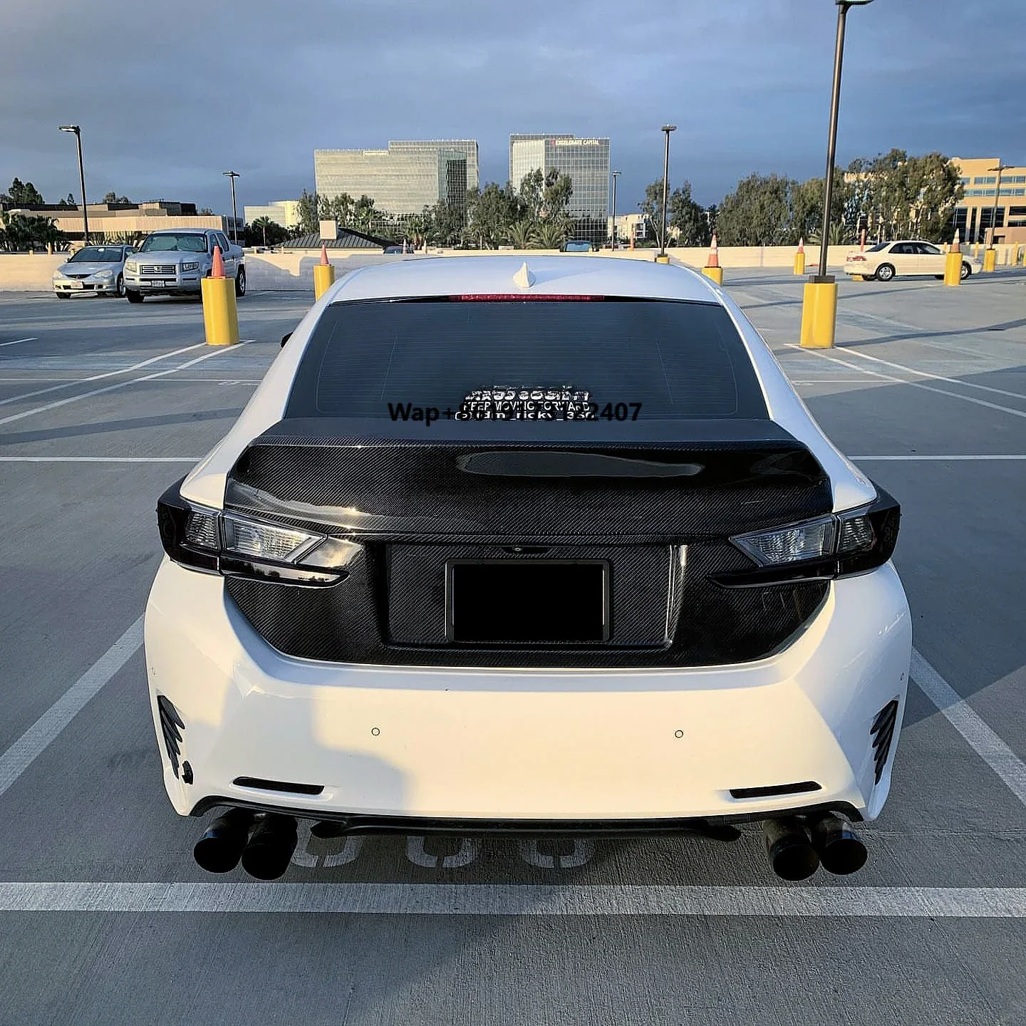 

High-quality Upgrades CLS Style Carbon Fiber Trunk Lid for、 RC RC200t RC300 RC350 Carbon Fiber Trunk Lid