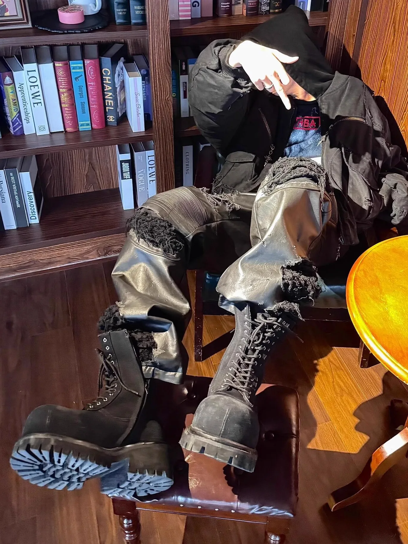 أحذية قتالية برباط من جلد الغزال الأسود للرجال مع نعل عروة مكتنزة، أحذية متينة، اختيار أنيق متعدد الاستخدامات لملابس الشارع #5