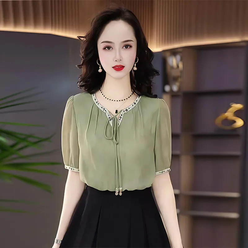 Blusa de gasa verde salvia para mujer, cuello recortado, pajarita, manga corta, elegante top de oficina