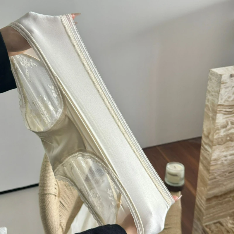 2026 الصيف النمط الفرنسي مثير شفافة النساء السروال منتصف الخصر القوس الدانتيل الحرير القطن الخالص رقيقة الملابس الداخلية النسائية