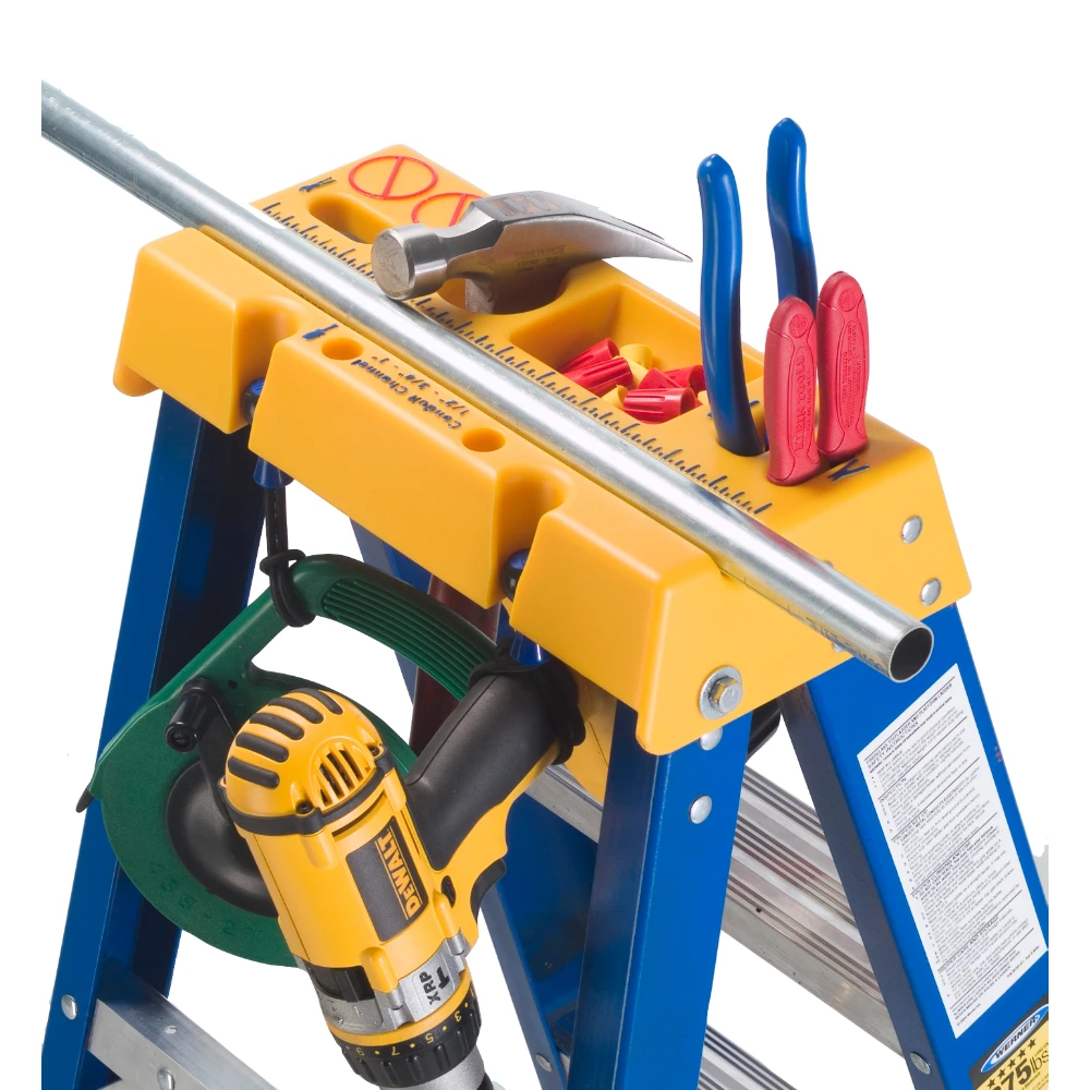 WERNER 6FT TYPE IAA FIBERGLASS ELECTRICIANS JOBSTATION OBEL06