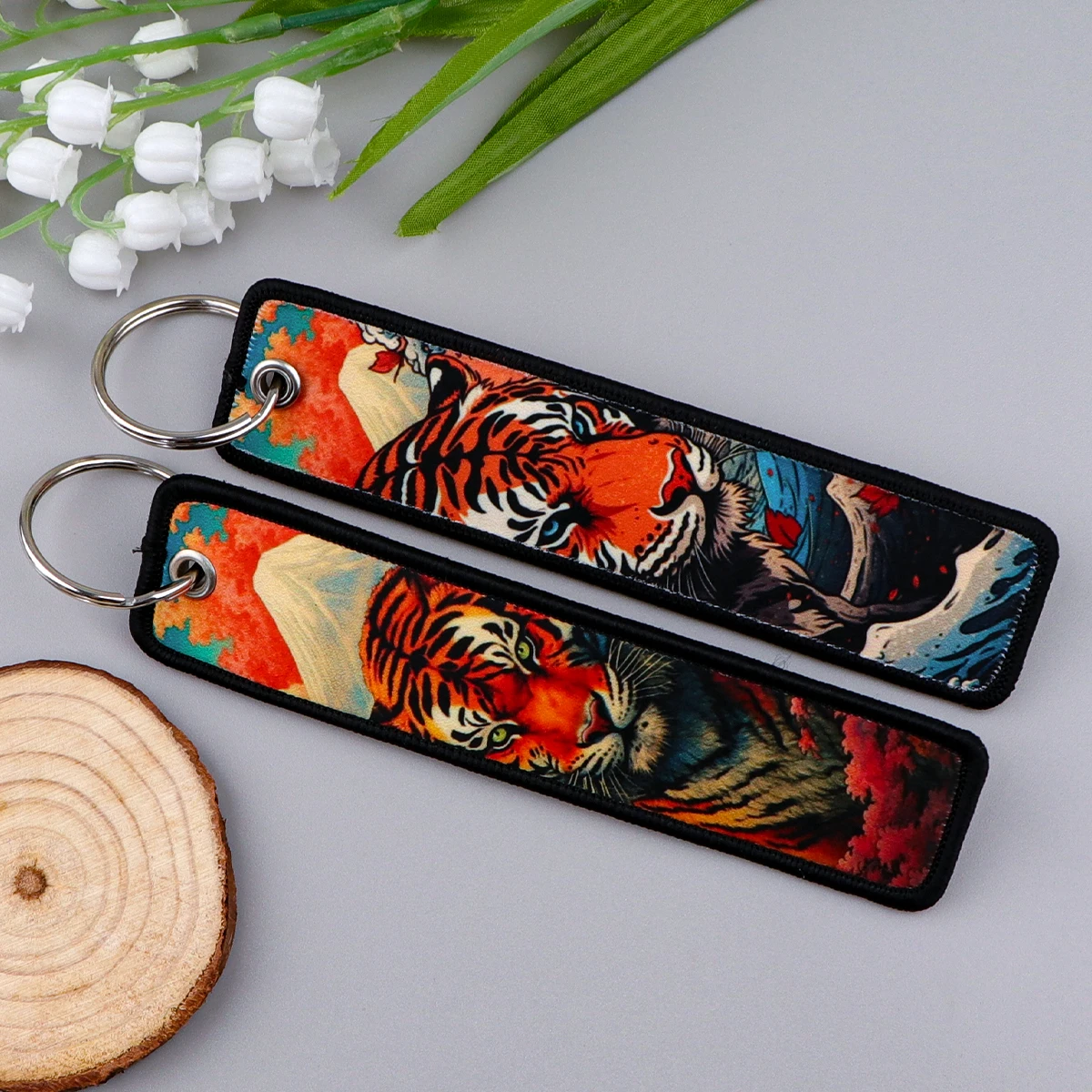 Tiger Keychain for Cars Backpack Key Holders Fashion Embroidery Keyrings Key Tag Jet Tag Accessories 1pc