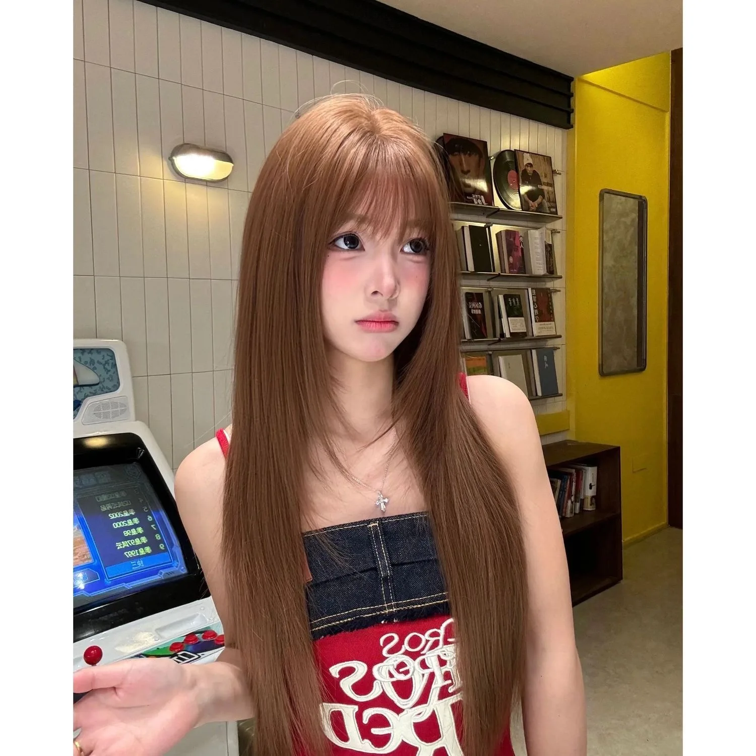 

Synthetic Wigs [American Sweet Bean] Caramel Warm Brown Long Hair for Women, Youthful Look Enhancement, Lolita Girl Group Style