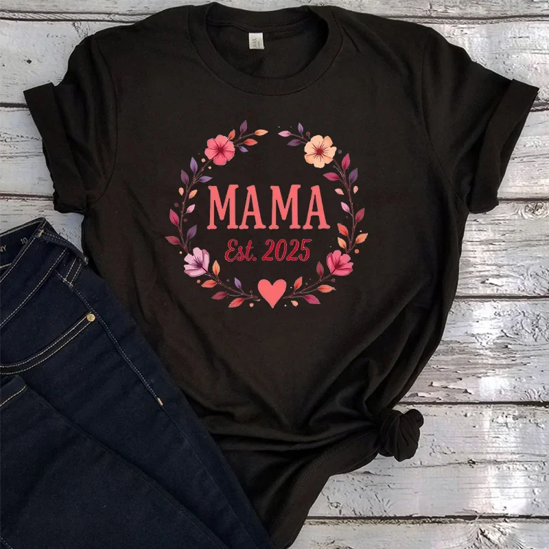 

Mama Est 2025 Shirt Modern Minimalist Mama Shirts Custom Mother's Day Gift Aesthetic Clothes Gothic m