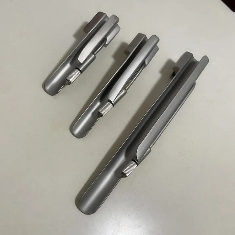 

Pet animal laryngoscope, stainless steel intubation for dogs, cats, dogs, and animals, right opening anesthesia LED laryngoscope