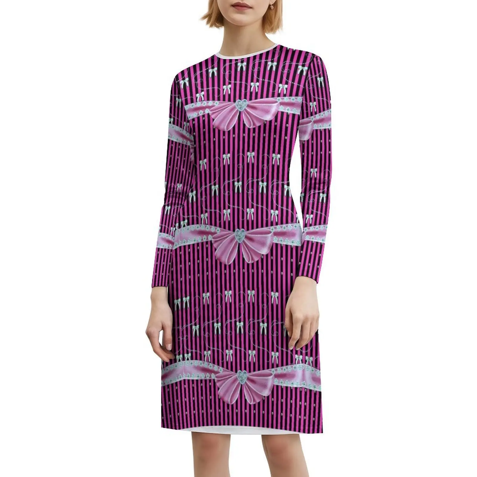 الكمال الباريسي باللون الوردي / الأرجواني فستان بوهو أنيق أنيق لحفلات الزفاف على الشاطئ بفيونكة باريسية وردي جميل