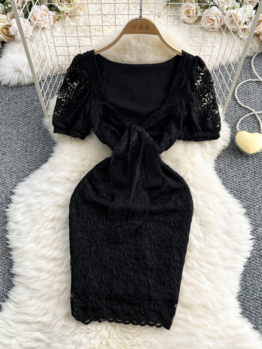 Foamlina مثير الخامس الرقبة المنخفضة قطع تفريغ الدانتيل فستان قصير الأكمام المرأة أنيق شيك أسفل ضيق نحيل فساتين تنورة صغيرة