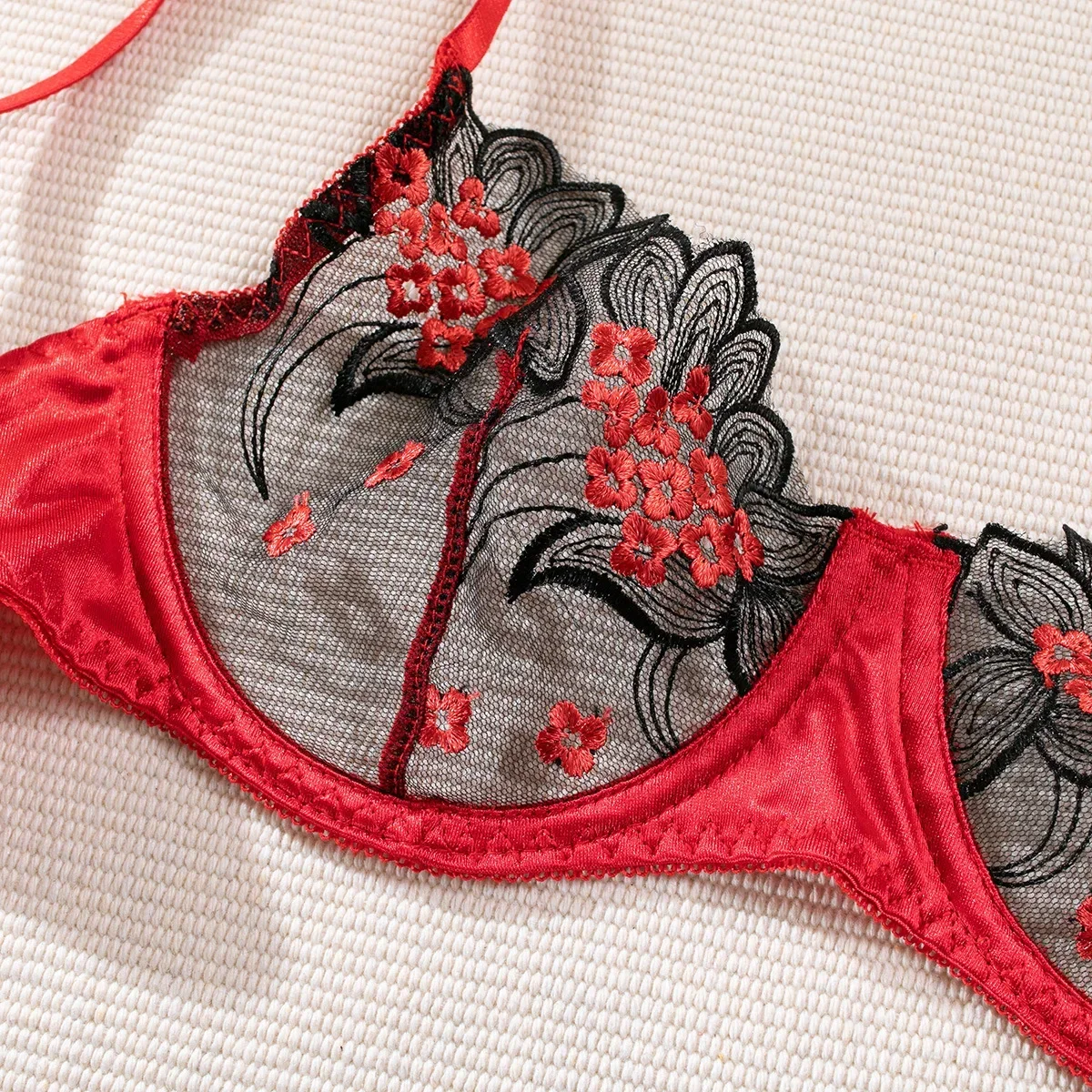 Sexy Floral Embroidered Exotic Apparel Suit Women's Perspective Soft Steel Ring Bra Panty Set Single Layer Ultra-Thin Intimates