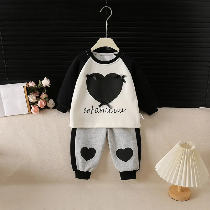

0-6Y Girl Outfits Long Sleeve Top with Pants 2Pcs Sets Cool Heart Print Fleece-Lined Sweatshirt Casual 2025 Baby Girl Clothing