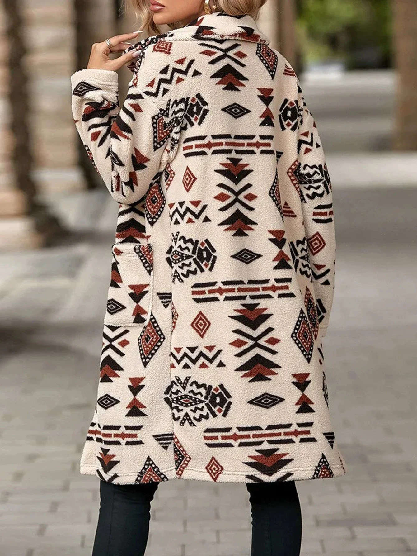 2025 nueva chaqueta de abrigo para mujer estilo europeo americano de un solo pecho con estampado étnico de lana de longitud larga para Otoño Invierno