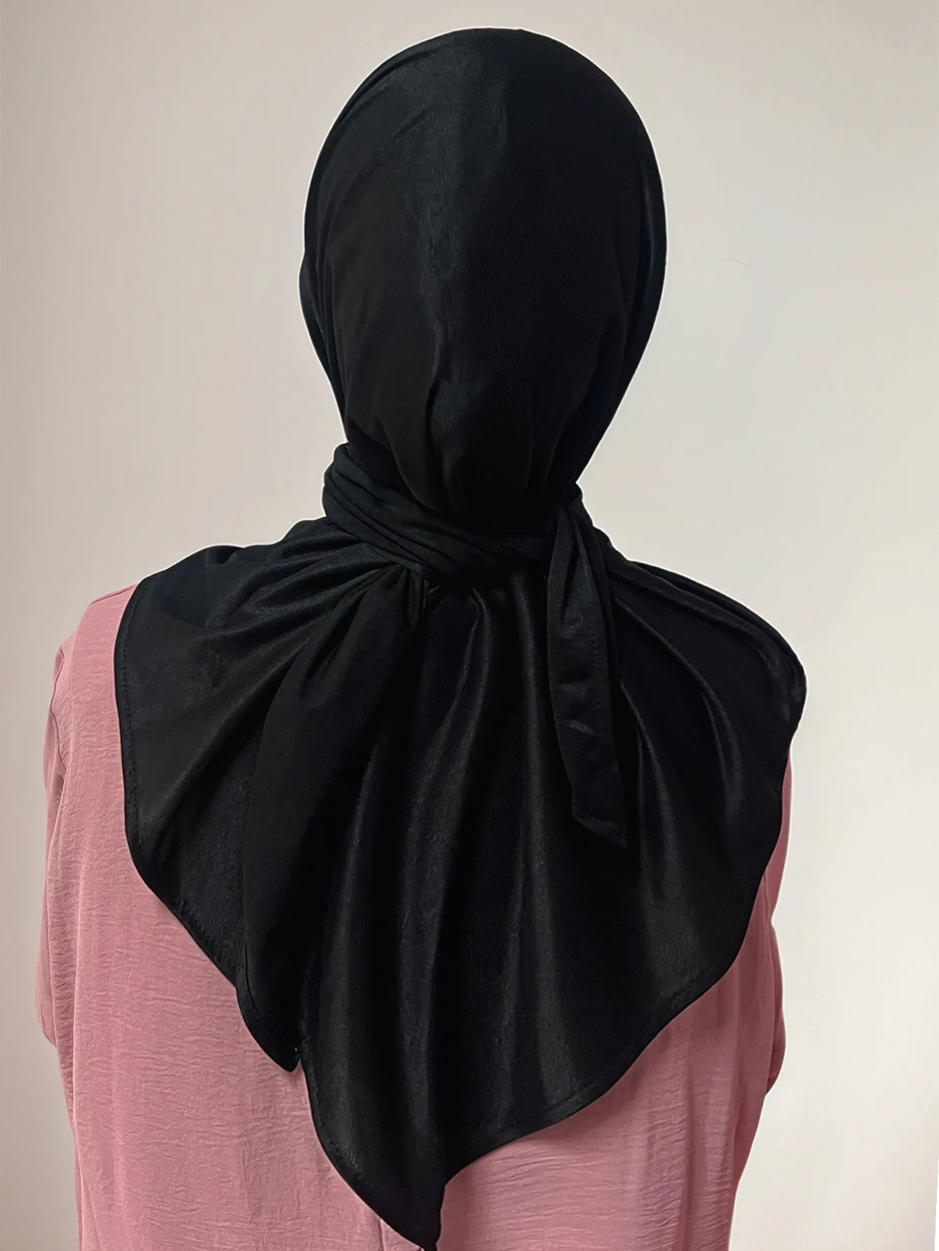 

Однотонный вязаный трикотажный треугольный шарф, мгновенный хиджаб для мусульманских женщин, хиджаб, женские мягкие повязки на голову, исламский тюрбан, женский платок