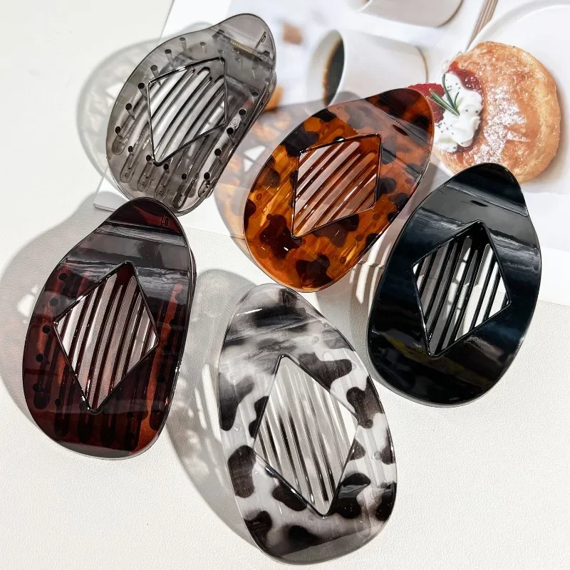 

Fashion Oval Hair Claw Clip for Women New Design Leopard Curved Flat Styling Barrettes Acrylic Lying Down Hair Accessories