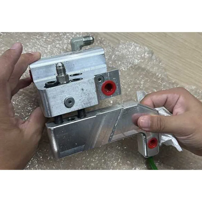 

New Power Steering Valve R34118 R45297 R34119 R34962 For Tractor 3020 4020 5010 5020