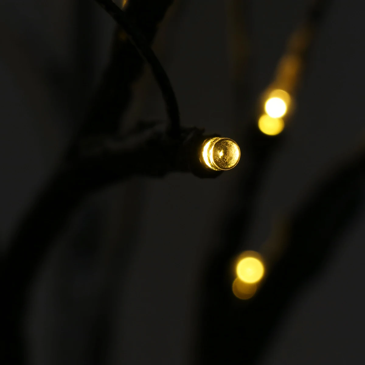 

Beautiful Tree Branch Design LED Beads Energy Saving Decorative Lamp for Bedroom Living Room Office 45V Night Light White Birch
