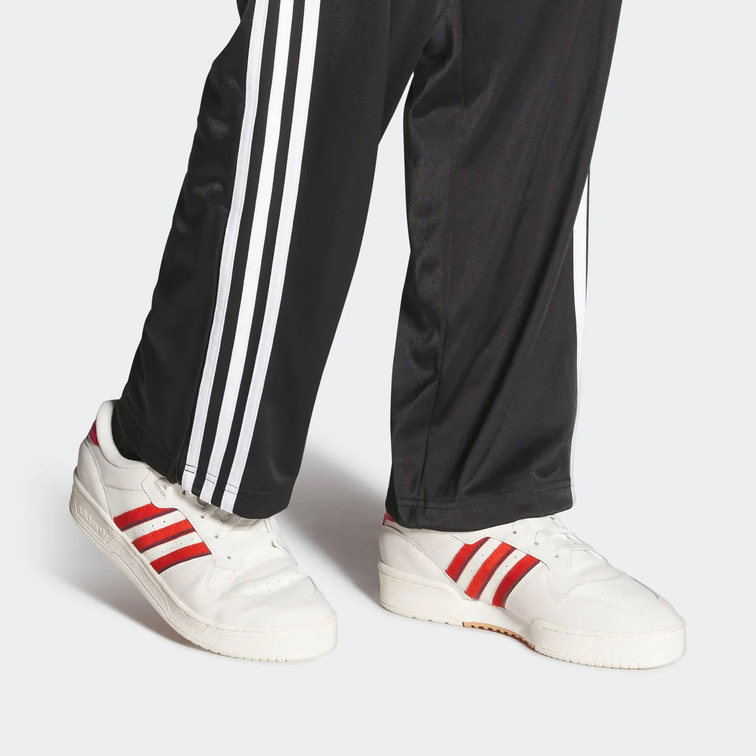 

adidas оригинальные оригинальные дышащие повседневные туфли унисекс на шнуровке IE7196