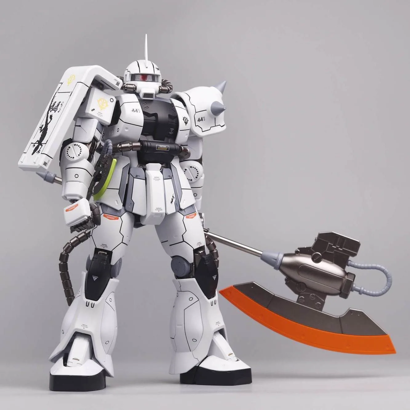 ACE Model Upgrade Ver. Zaku Action Figures 1/72 Scale Alloy Skeleton Finished Product Plastic Kids Toy Birthday Gift