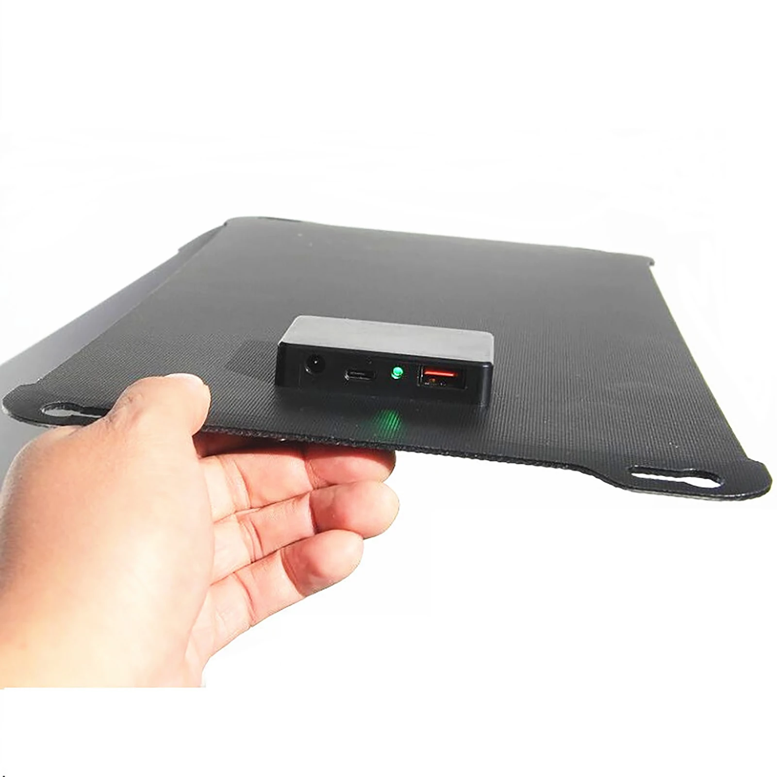 15W 5V/18V Solar Charging Device with Intelligent Voltage Stabilizer Fast Charging for Electromobile Batteries Power Supply